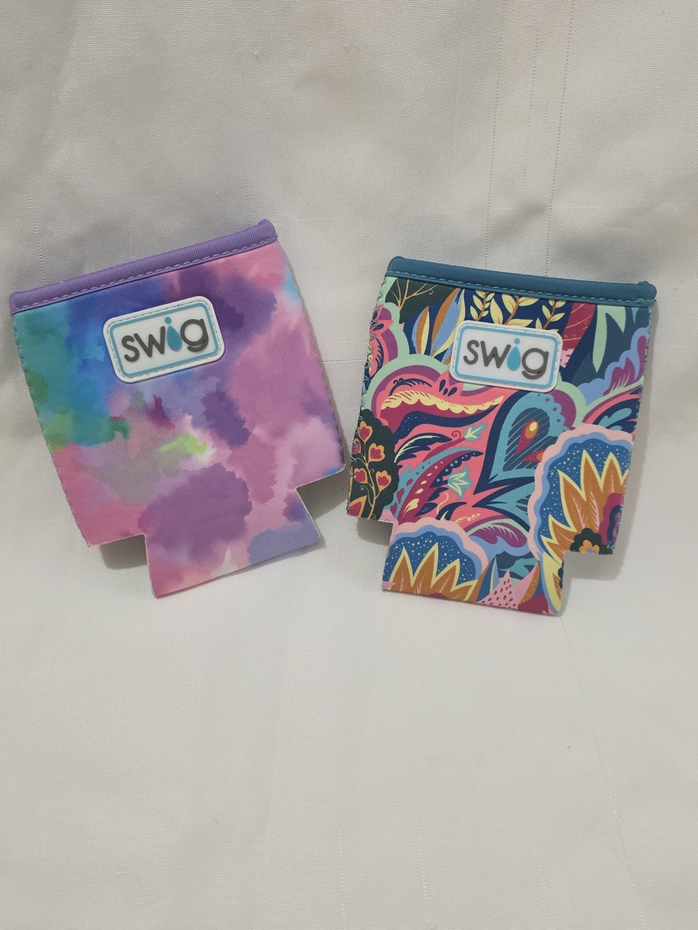 Swig Insulated Can Cooler Bundle - Purple Tie-Dye & Paisley